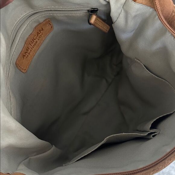 AMERICAN LEATHER CO. Genuine Leather Liberty Backpack Cafe Latte main image 8